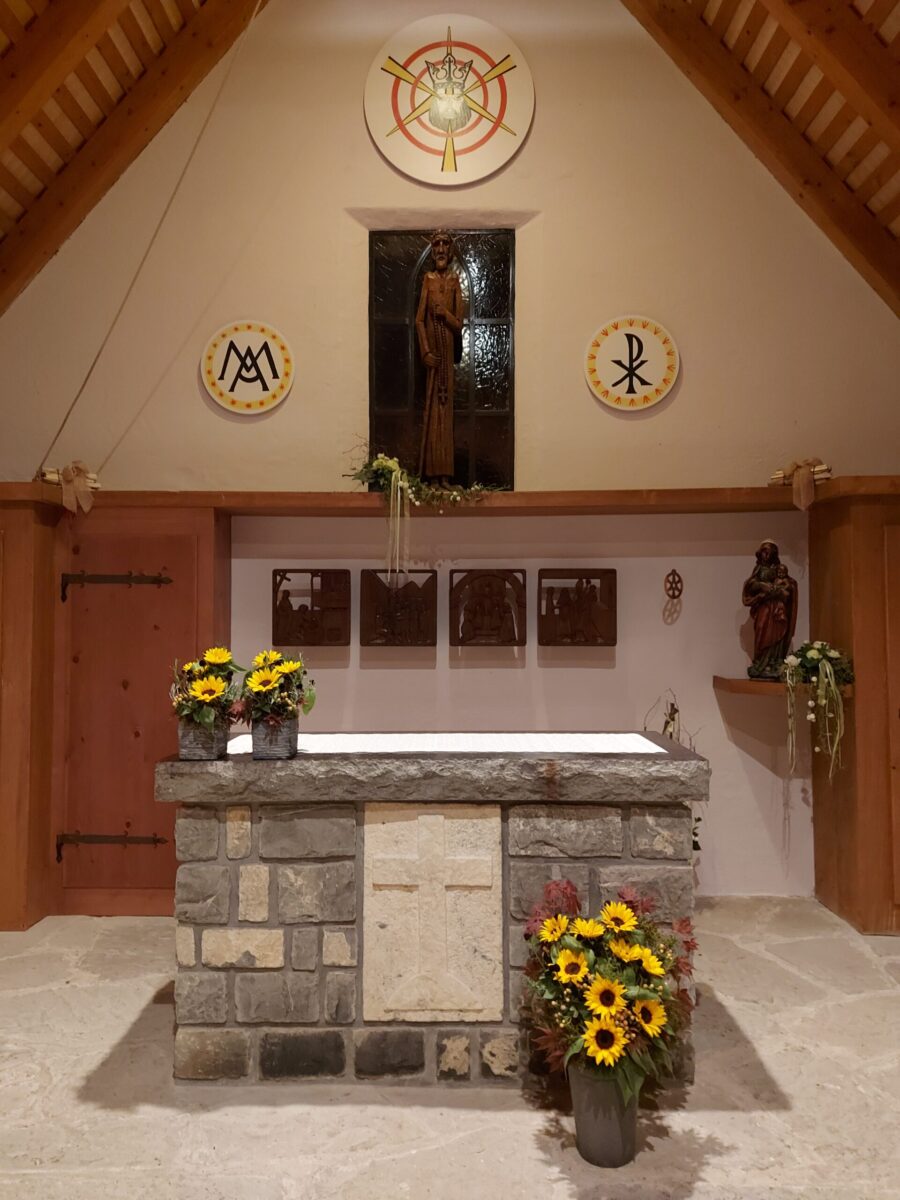 Bruderklausen-Kapelle am Seealpsee direkt neben dem Berggasthaus Forelle