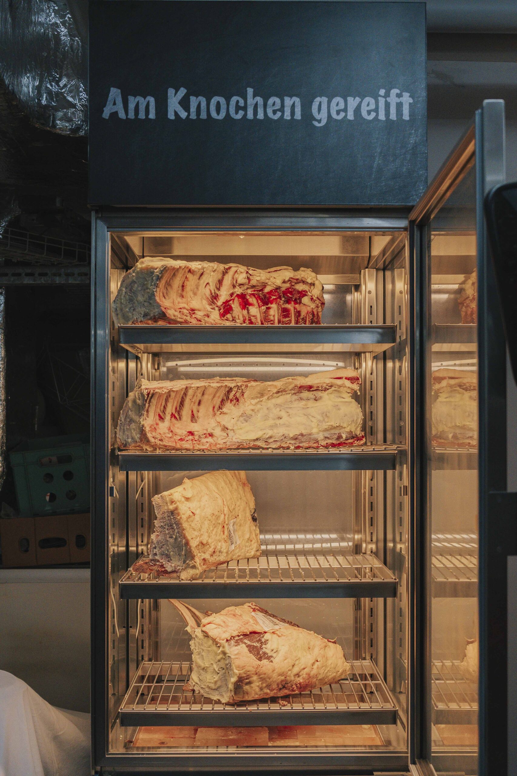 Dry Aged Fleisch im Berggasthaus Forelle am Seealpsee