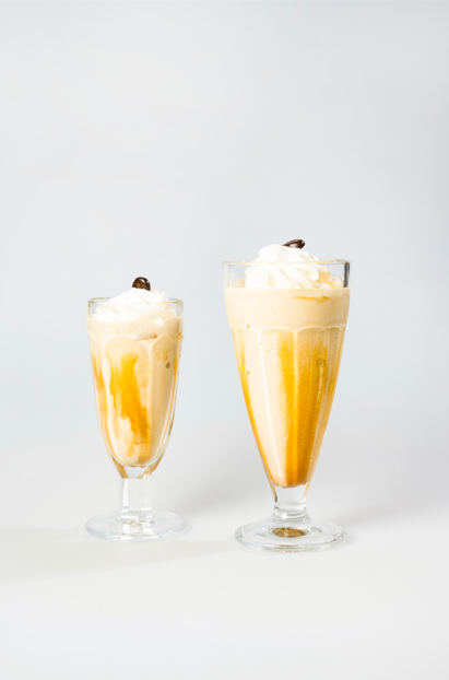 hausgemachter, gerührter Eiskaffee im Berggasthaus Forelle am Seealpsee