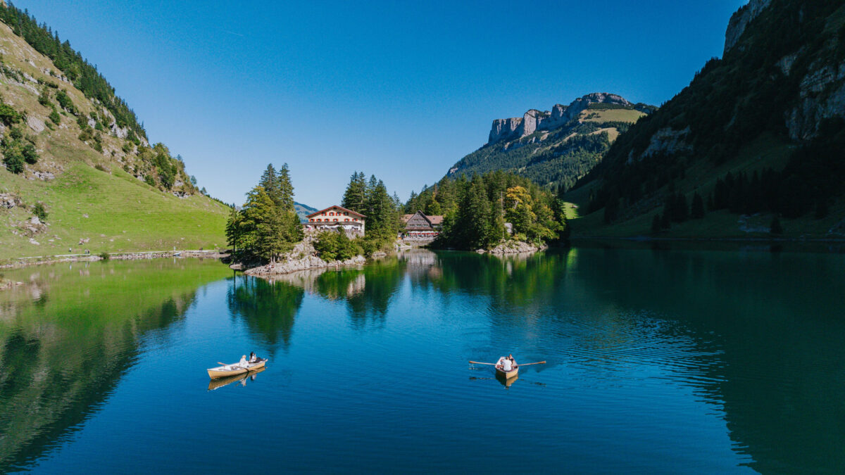 Aussenaufnahme Frontansicht vom Berggasthaus Forelle am Seealpsee