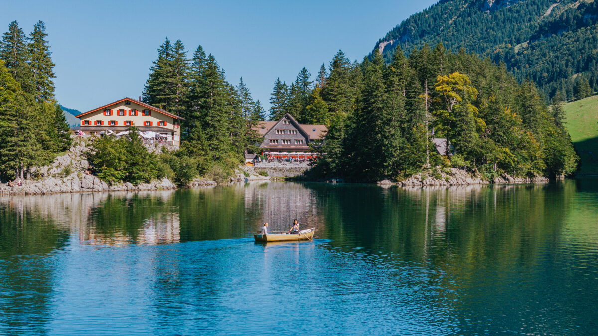 Aussenaufnahme Frontansicht vom Berggasthaus Forelle am Seealpsee